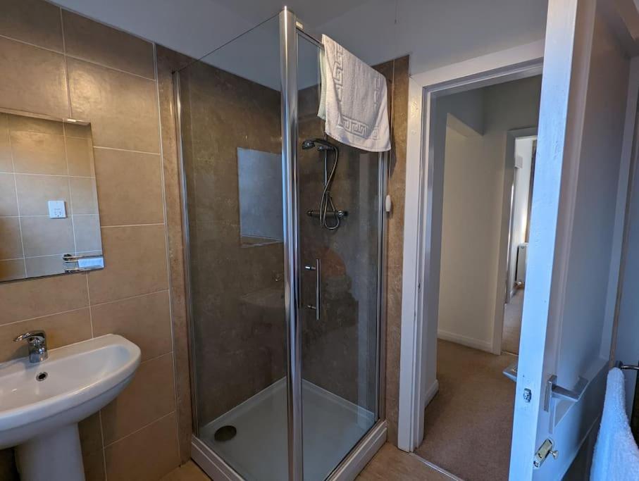 Two Bedroom Flat In Bridge Of Allan, Stirling Exterior foto